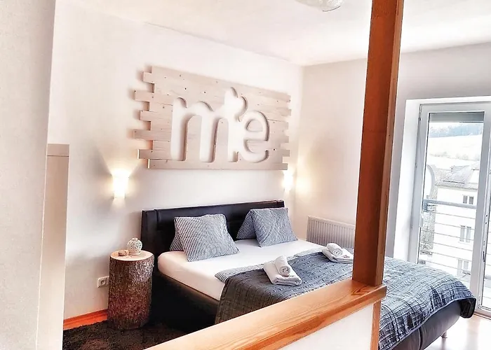 M+E